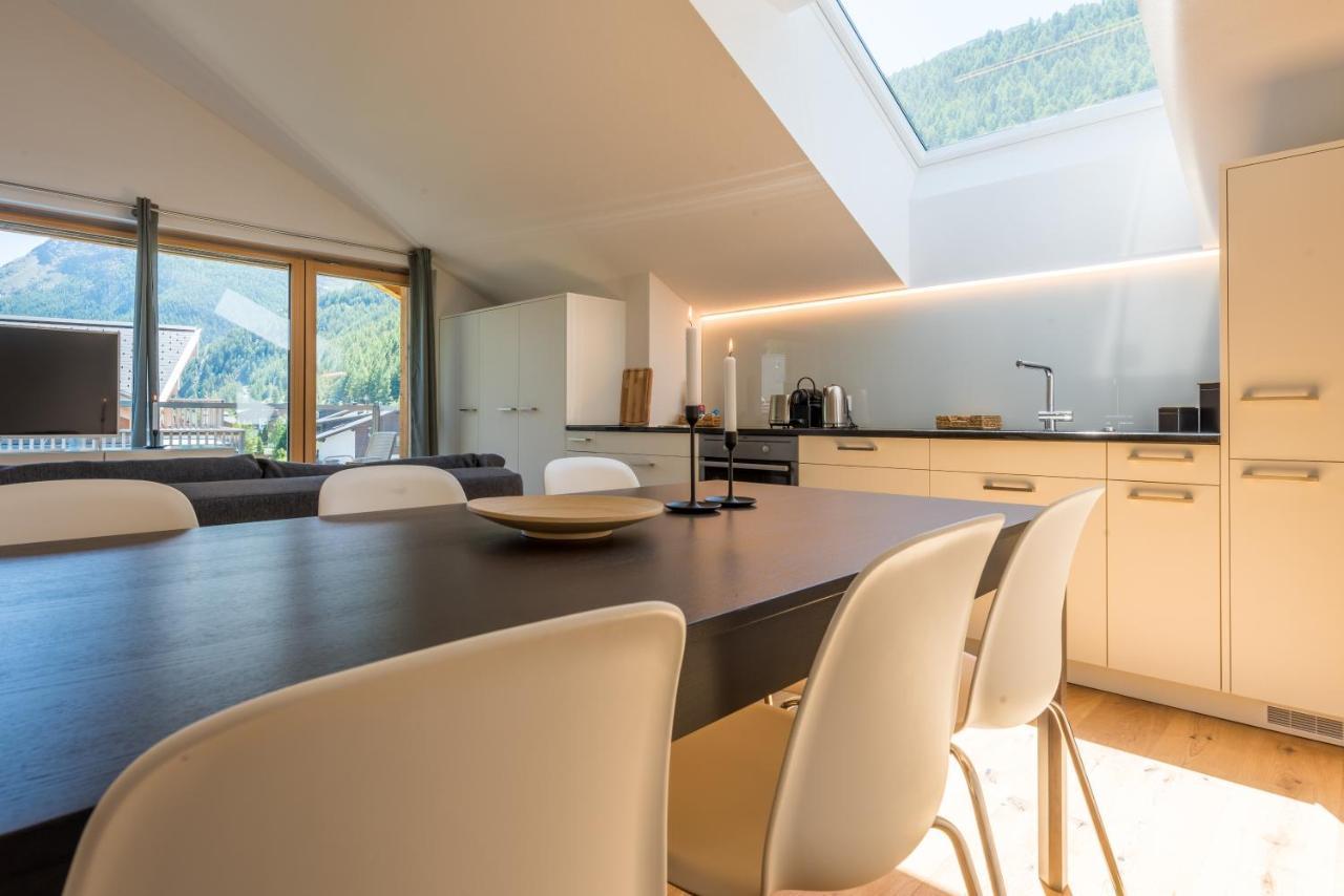 Montela Apartments - Haus C Saas-Grund Dış mekan fotoğraf
