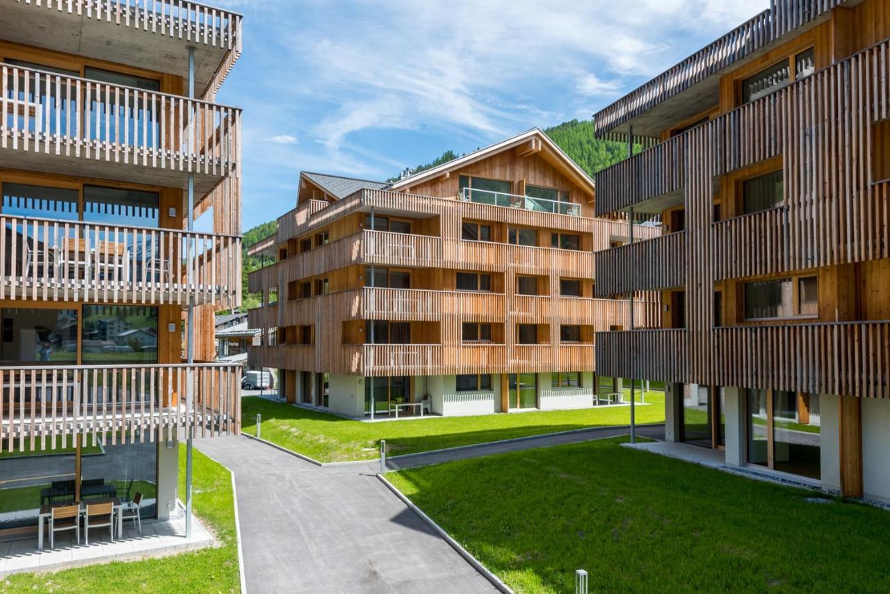 Montela Apartments - Haus C Saas-Grund Dış mekan fotoğraf