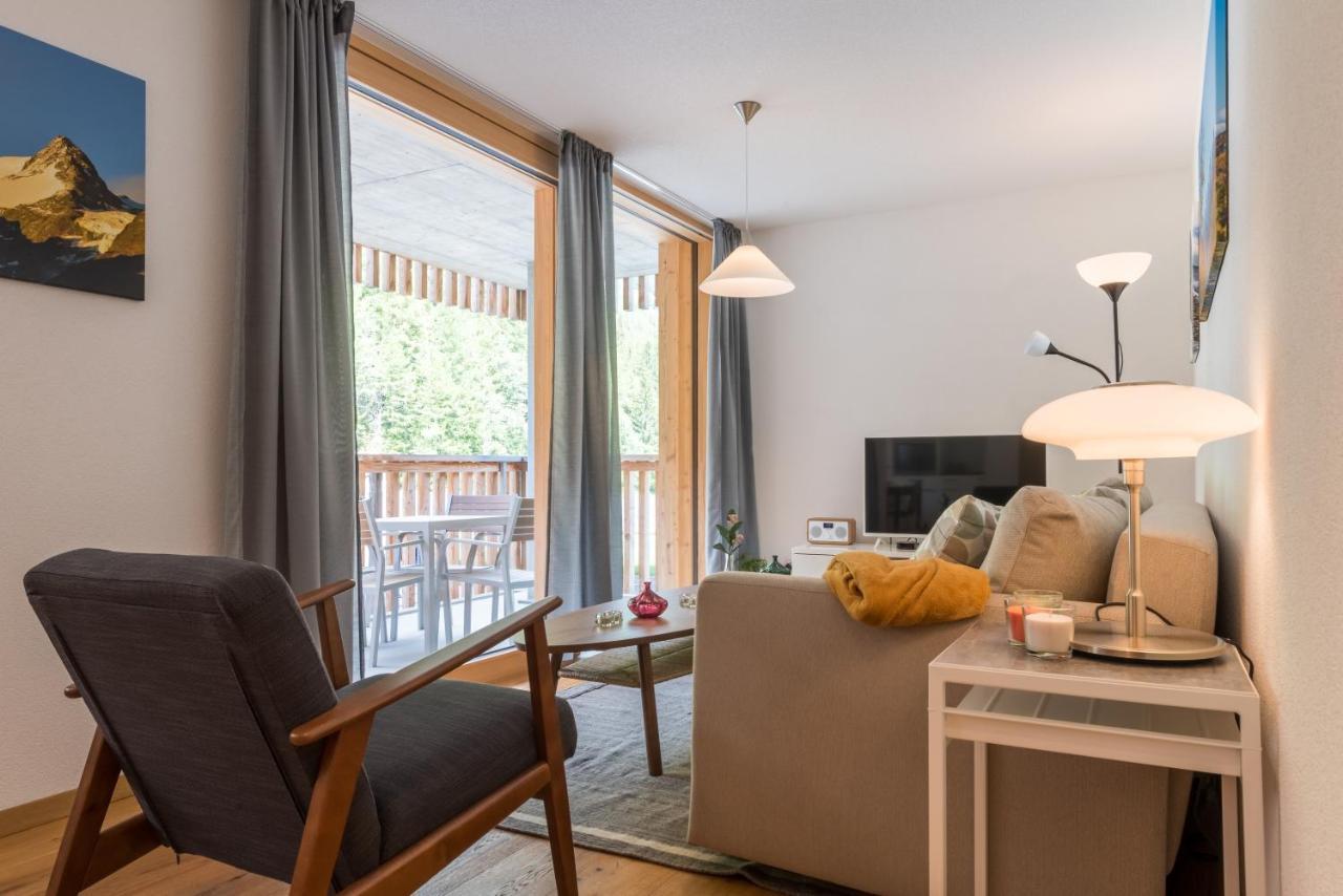 Montela Apartments - Haus C Saas-Grund Dış mekan fotoğraf