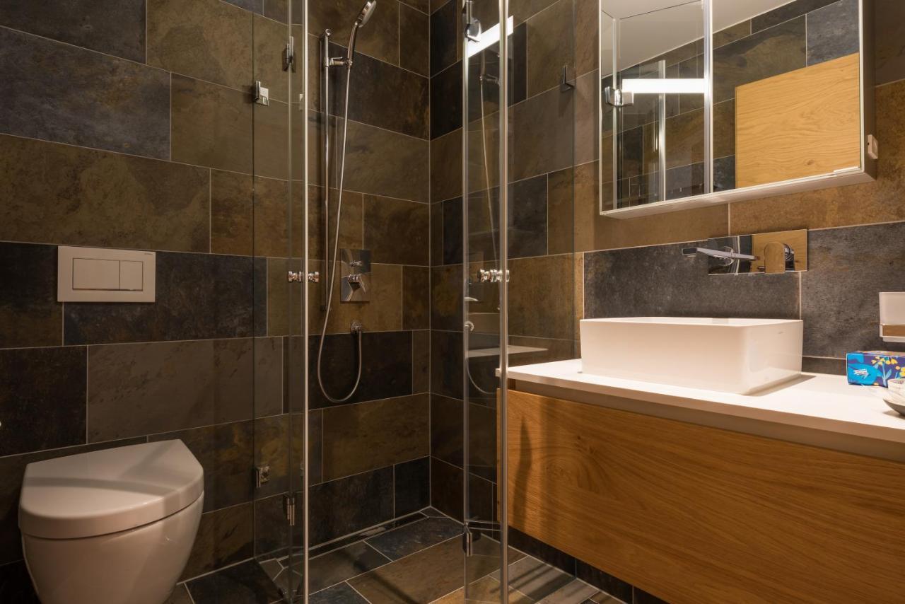 Montela Apartments - Haus C Saas-Grund Dış mekan fotoğraf